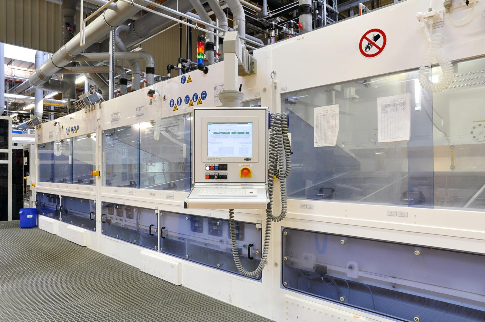 Solar module testing lab inspection